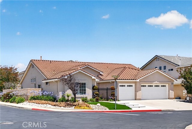 Building Photo - 1699 Ramona Dr