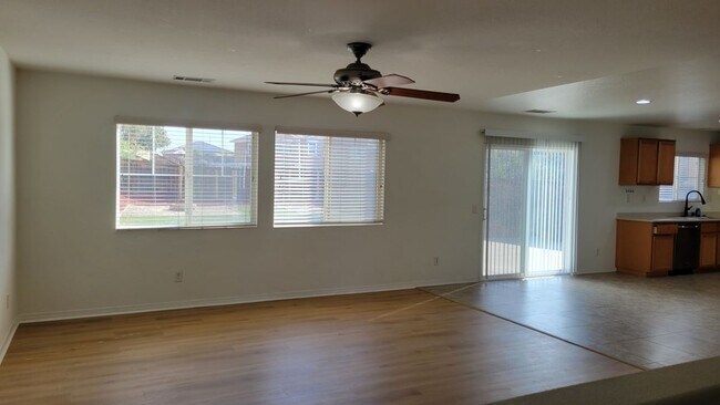 Building Photo - 53214 Savannah Ct