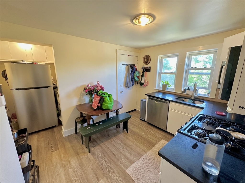Foto principal - 1145 Boylston St