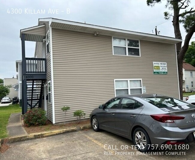 Building Photo - 2 BR, 1.5 BA 1,000 SF apartment located wi...