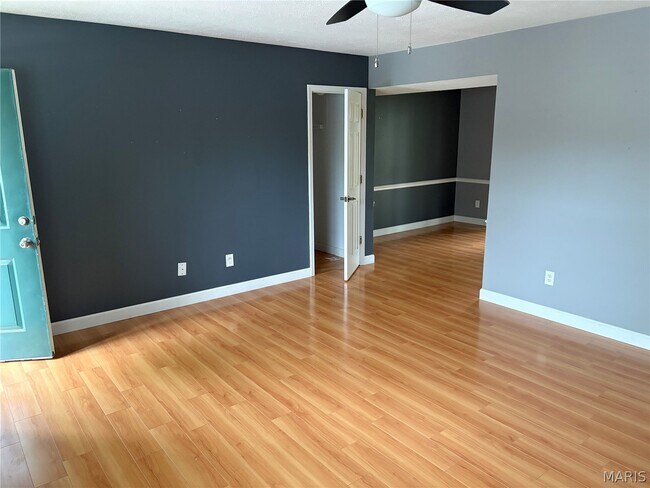 Foto del edificio - 1520 E Swan Cir