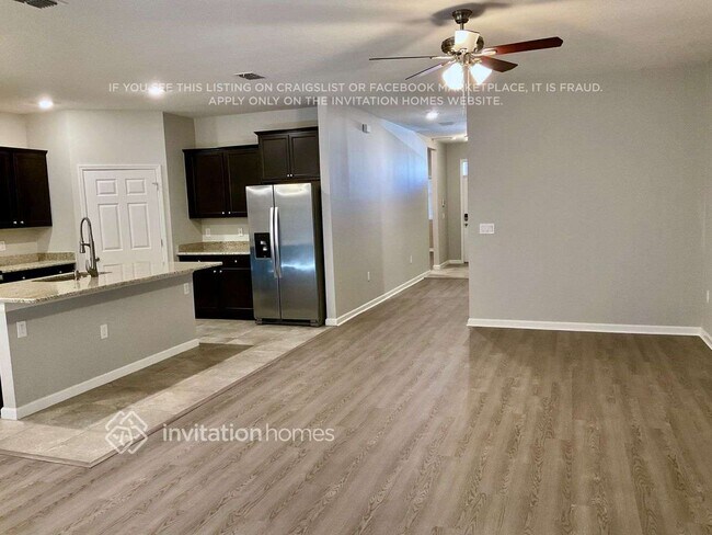 Building Photo - 4504 Magenta Isles Dr