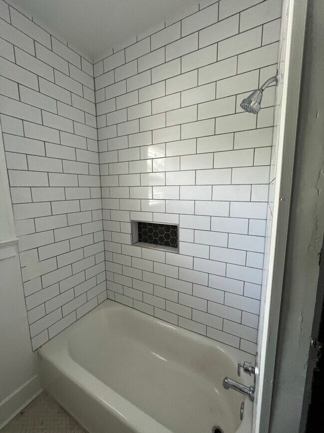 Hall Bathroom - 722 E 35th St
