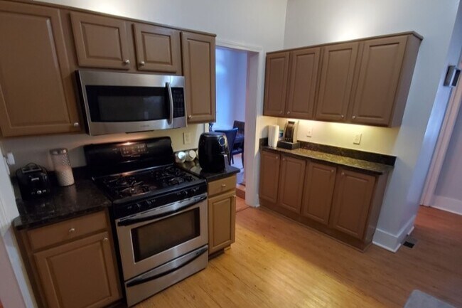 Foto del edificio - 8 Library St