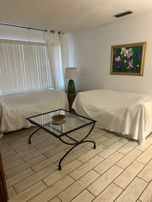 Photo - 847 19th St (Vero Beach, FL)