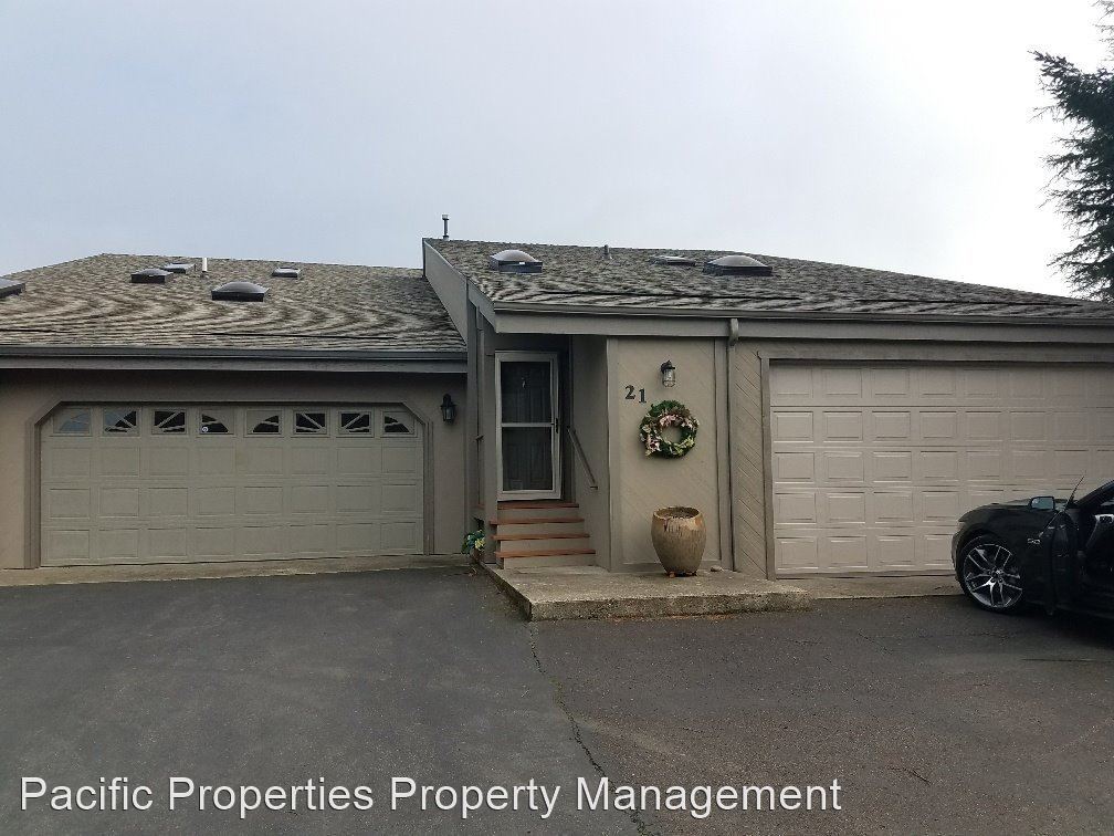 Primary Photo - 2 br, 2.5 bath House - 911 Park Ave #21