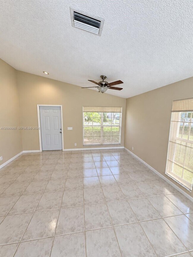 Building Photo - 751 Sand Creek Cir