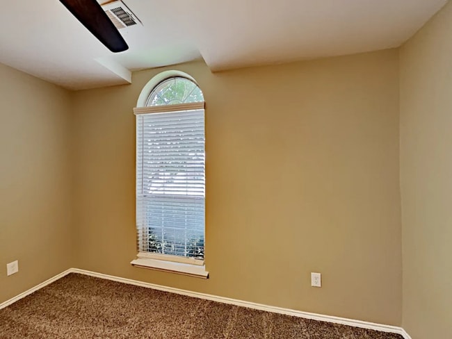 Foto del edificio - 807 W Lonesome Dove Trail