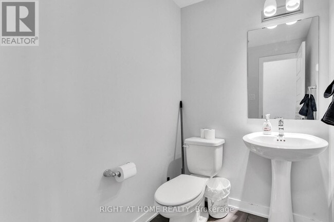 Building Photo - 67 Kindred Row