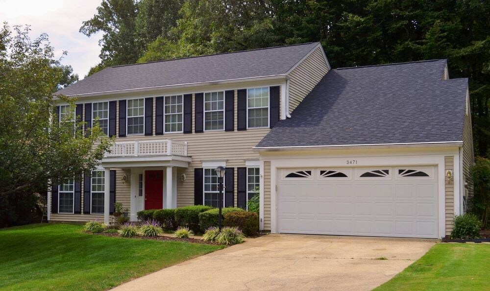 Primary Photo - Stunning SFH on Cul-de-sac in Lake Ridge