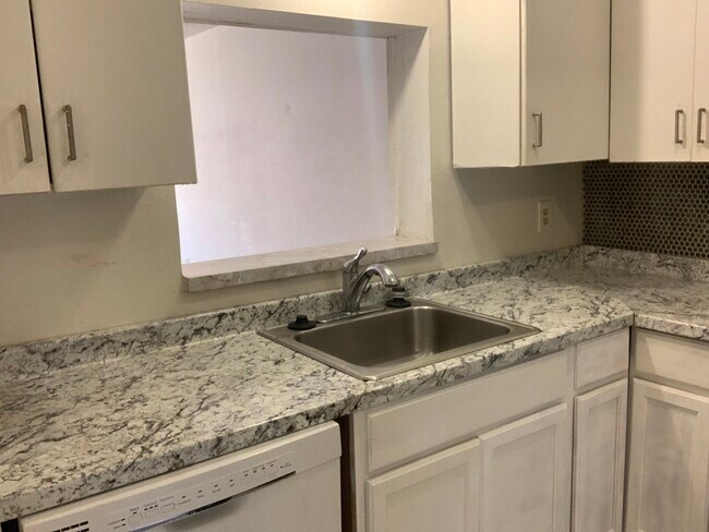 Cocina - 15536 Weldon Dr