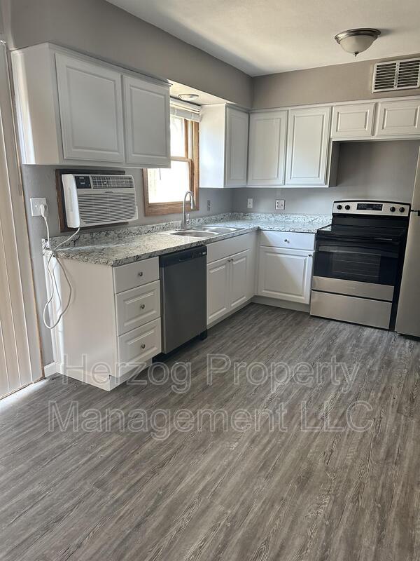 Foto principal - 825 W Laurel St