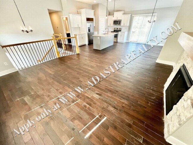Building Photo - Beautiful Home in Independence-Available in JULY!!