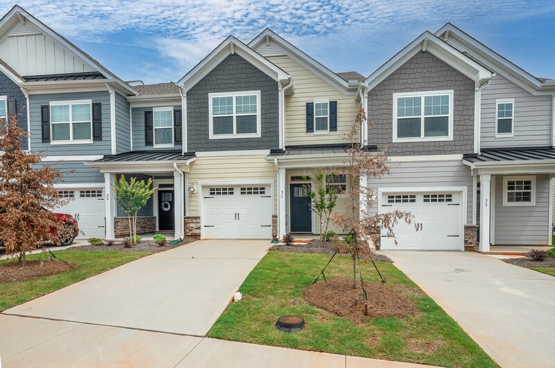 31 Gaskins Trl, Travelers Rest, SC 29690 Townhome Rentals in