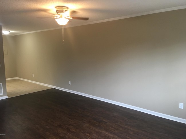 Building Photo - 107 Shiloh Dr