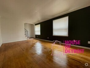 Building Photo - 10584 Somerset Ave
