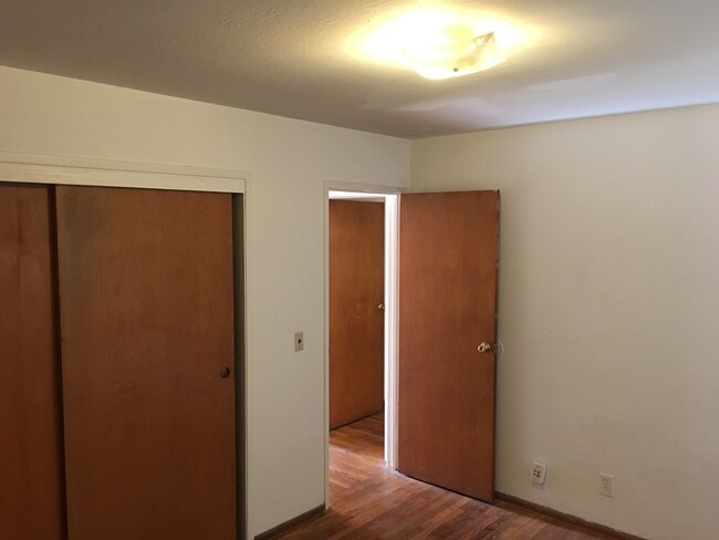 Foto del edificio - 1730 Stuart St