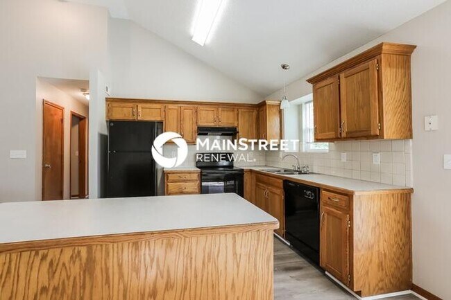 Foto del edificio - 3 Bedroom Pet-Friendly Home in Belton, MO with Main Street Renewal