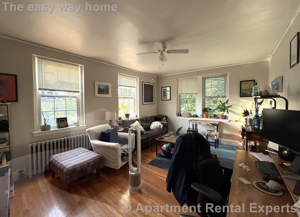 Foto principal - 119 College Ave