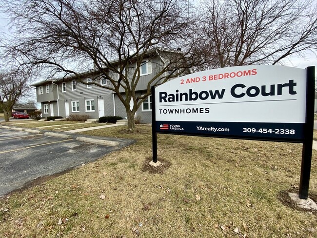 Building Photo - Rainbow Court Townhomes