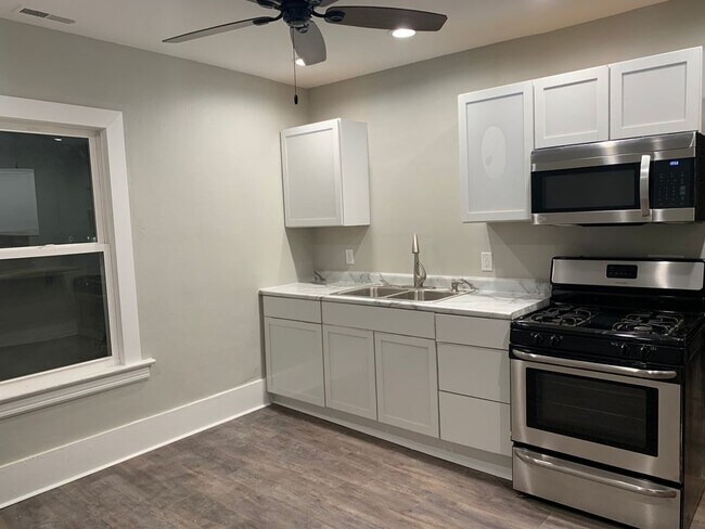 Foto del edificio - 612 4th St SW