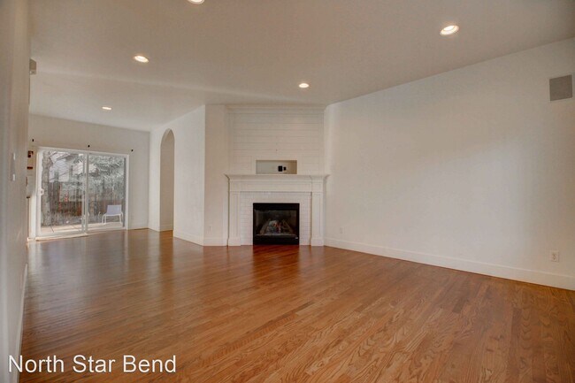 Building Photo - 4 br, 3 bath House - 368 Soft Tail Lp