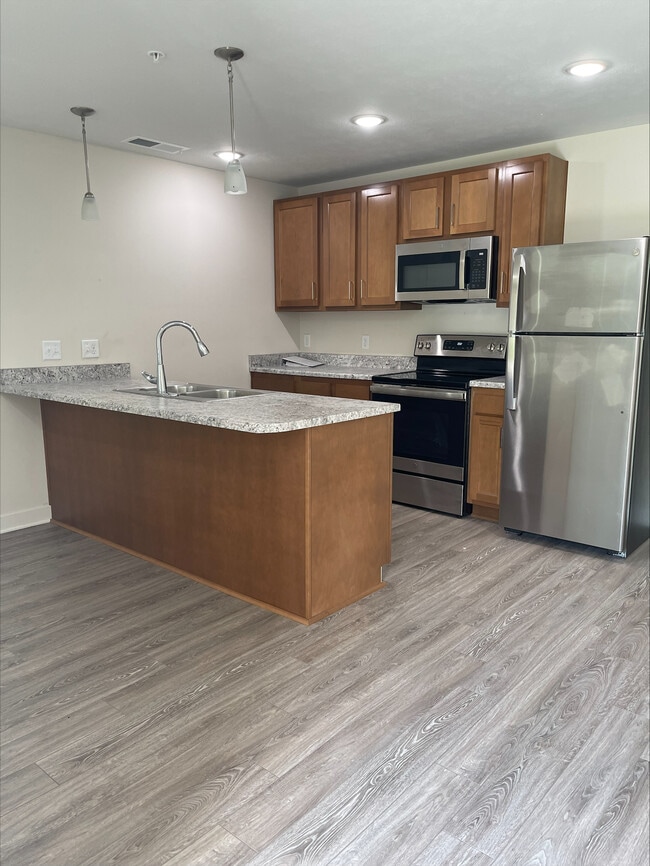 Building Photo - Fremont Omega Apartments