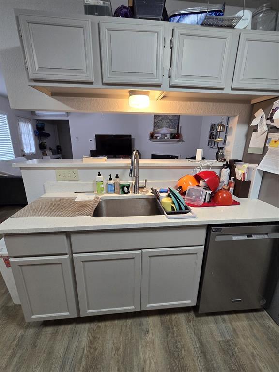Building Photo - 6909 Hyland Cir