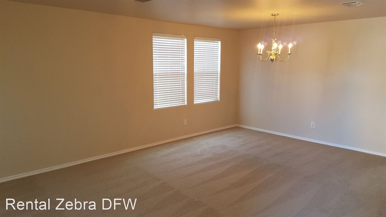 Building Photo - 9120 Quarter Horse Ln