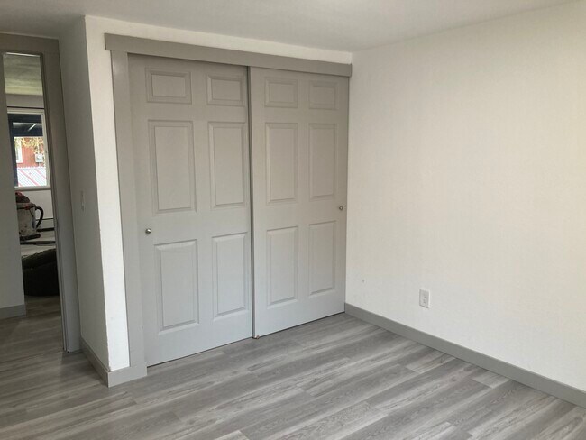 Foto del edificio - Turpin 4Plex