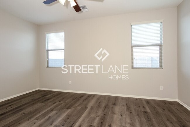 Building Photo - REDUCED PRICE!