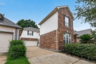 Building Photo - 6118 Breezy Hollow Ln
