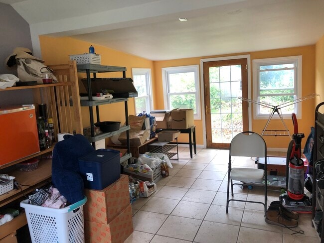 Sunroom - 1571 Whitcomb Ave