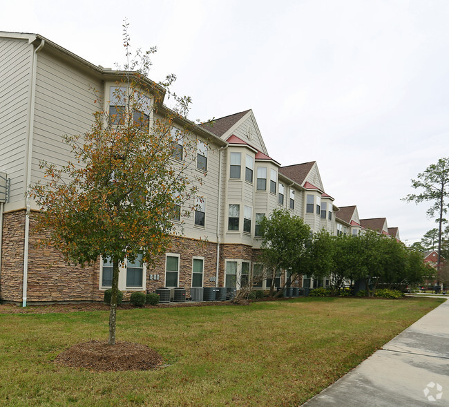 Building Photo - Cornerstone Gardens