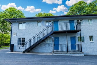 Building Photo - 2055 Alison Ct SW