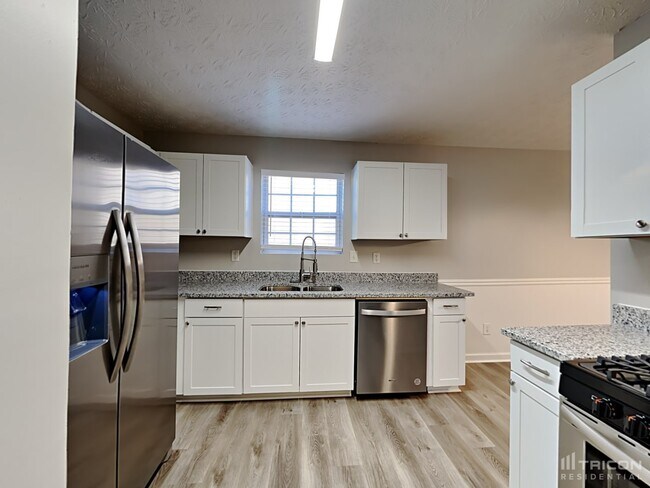 Building Photo - 4105 Mission Way