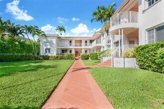 Building Photo - 34 Bal Bay Dr