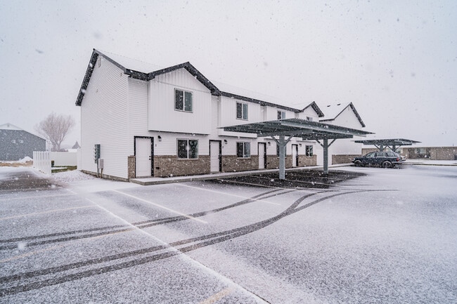 Building Photo - 497 Pleasant Country Ln