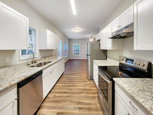 Building Photo - 1749 Givens Ave NW