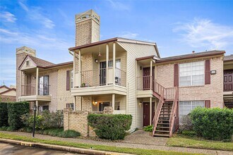 Building Photo - 2120 El Paseo St