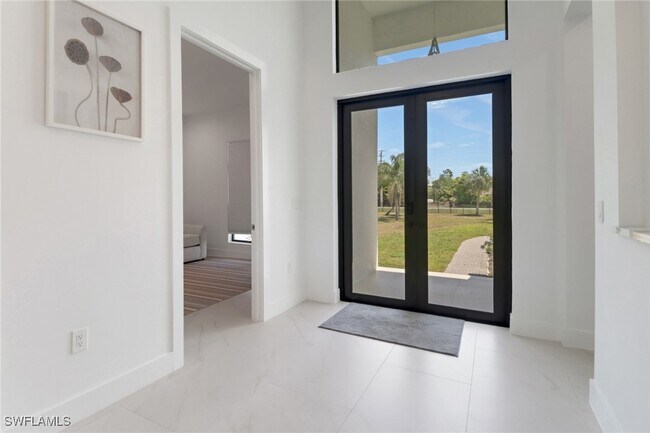 Foto del edificio - 687 23rd St SW