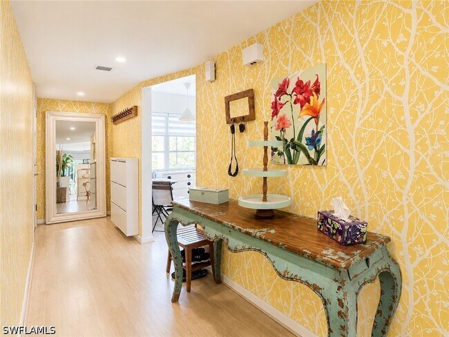 Building Photo - 1056 Forest Lakes Dr