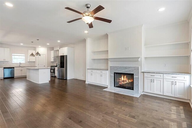 Foto del edificio - 4940 Wil Ray Ln