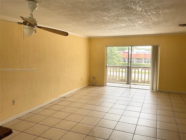 Foto del edificio - 8611 SW 137th Ave