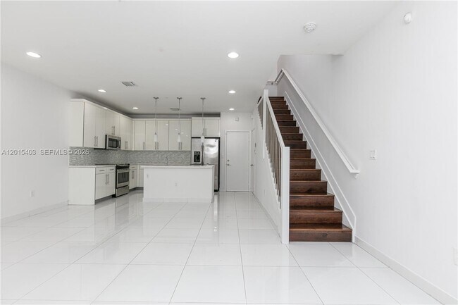 Foto del edificio - 2610 NE 213th St