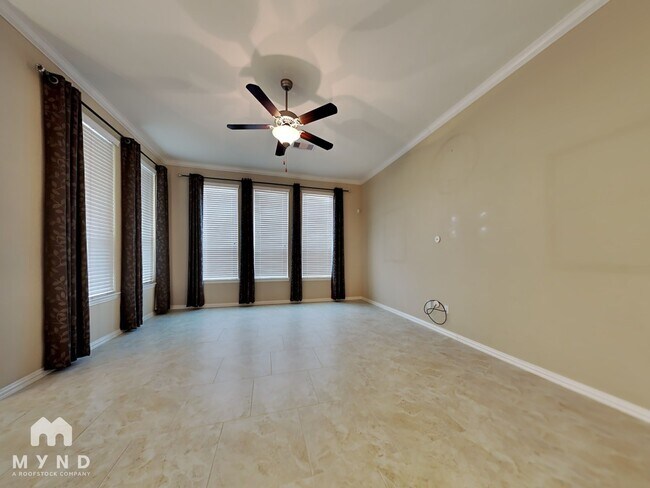 Building Photo - 2925 Fox Ledge Ct