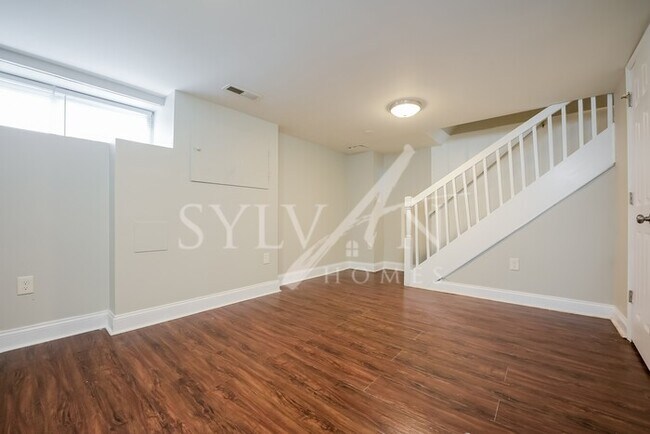 Building Photo - Enjoy living the good life in this 4 bedro...