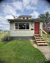 Building Photo - 975 Nevin St