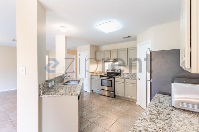 Foto del edificio - 419 Indian Meadow Dr