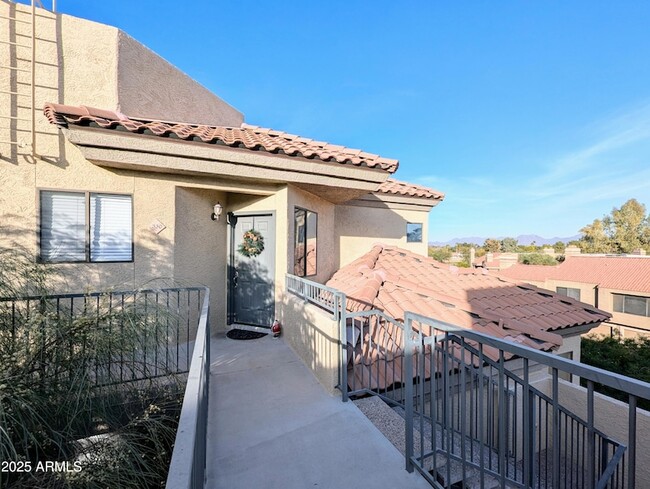 Foto del edificio - 4925 E Desert Cove Ave